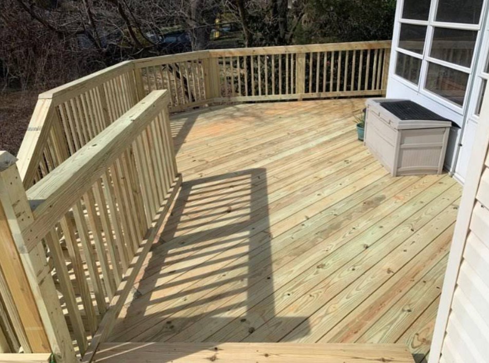 Custom deck construction project